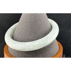 Vintage Stone Bangle Bracelet Light Green Polished‎  7.5"